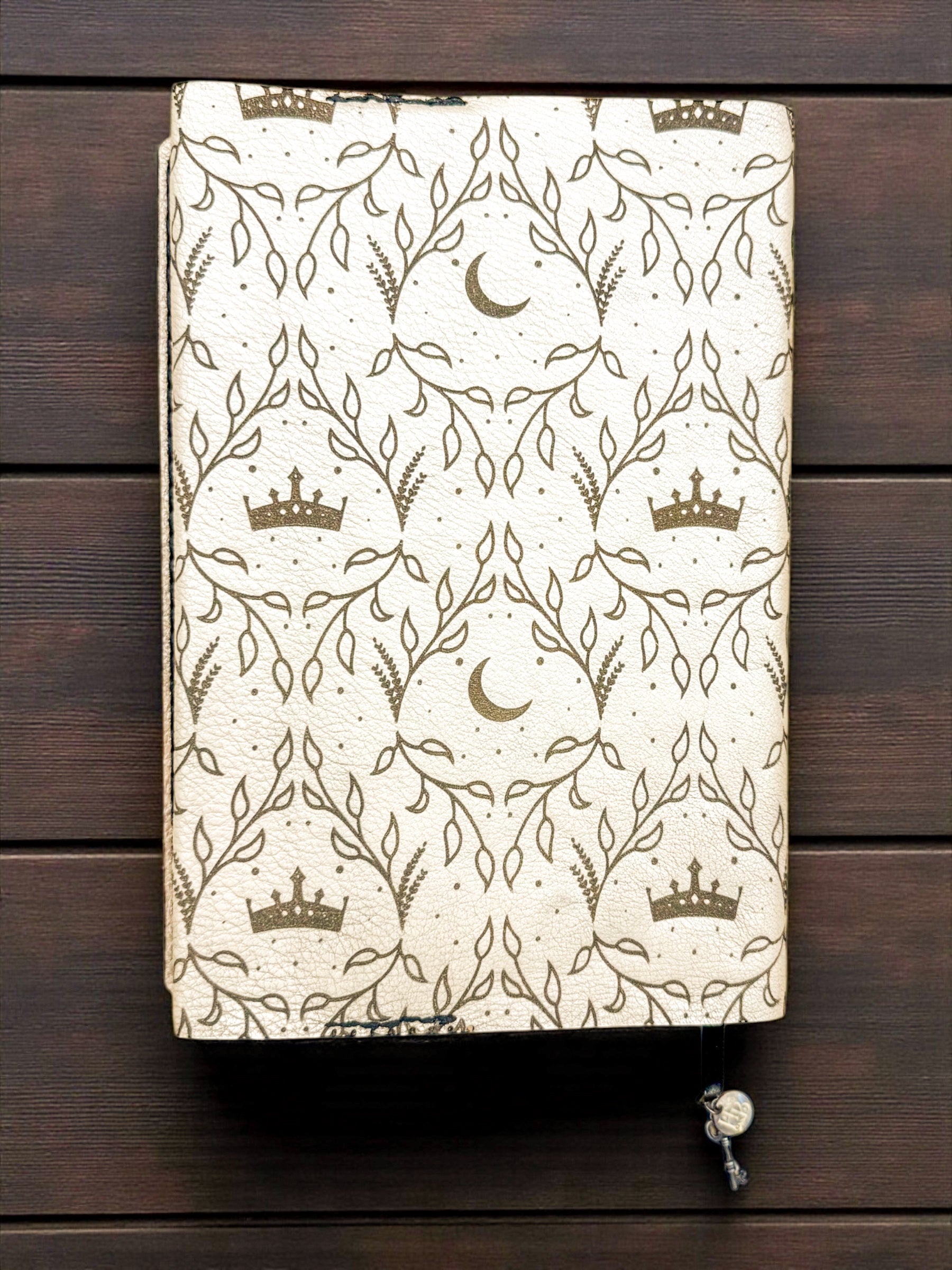 #adjustable-back-cover