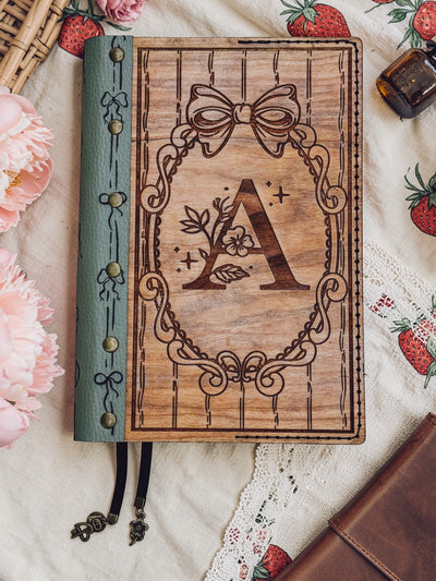Berry & Bloom Book Cover