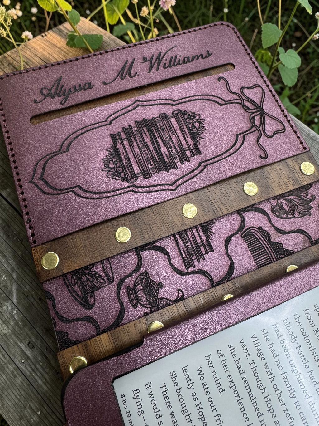 Letters & Lace Kindle Cover