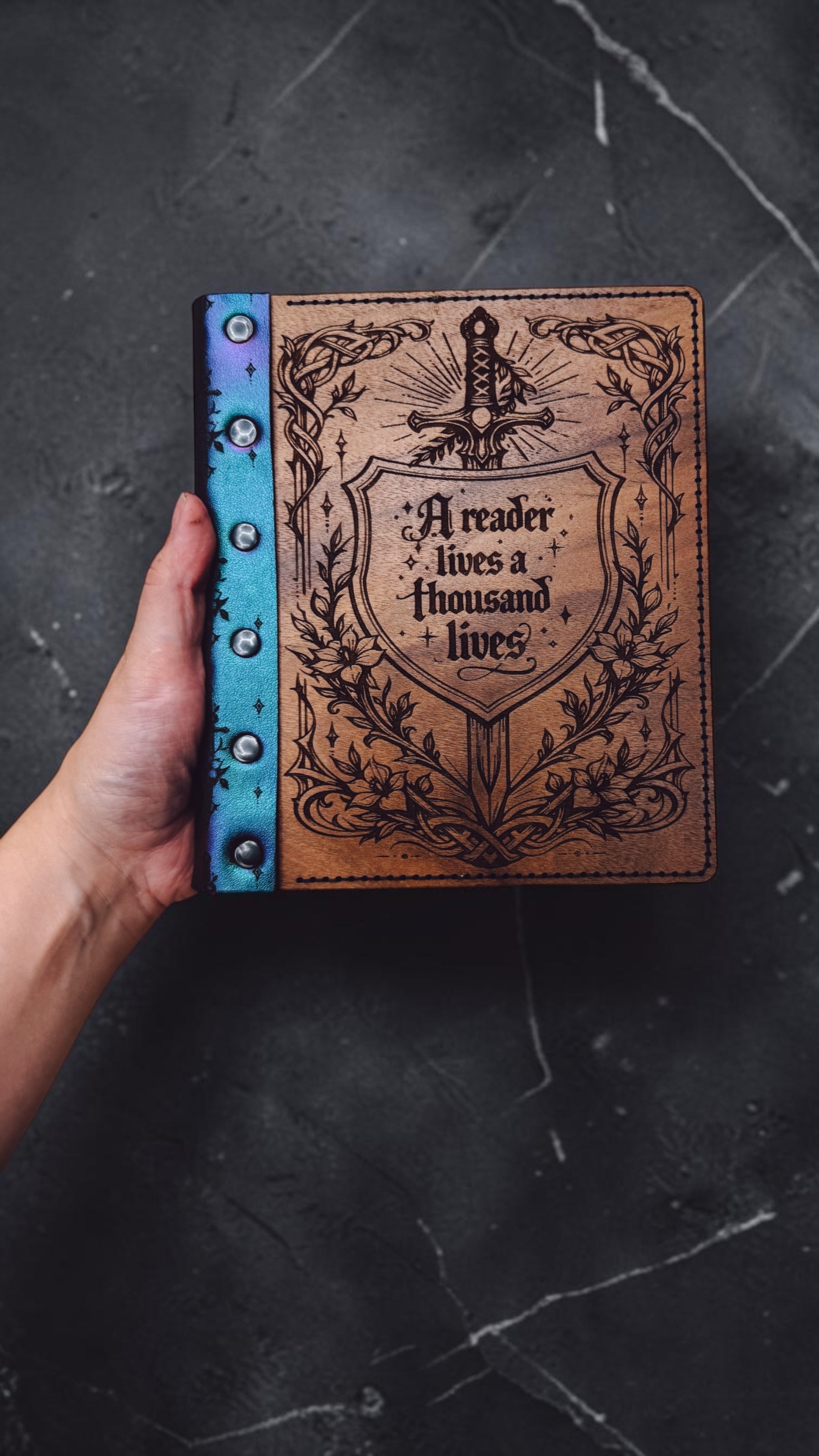Sword of Shadows Device Cover